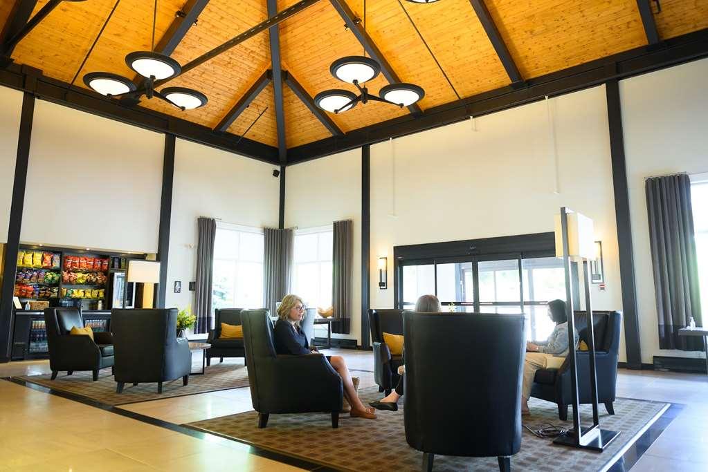 Rodd Miramichi Hotel Interior photo
